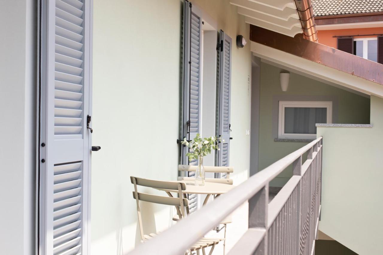 Charming Moment Di Villa Porta - Residenza Porto Vecchio Луино Екстериор снимка