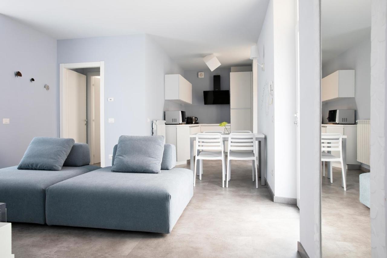 Charming Moment Di Villa Porta - Residenza Porto Vecchio Луино Екстериор снимка