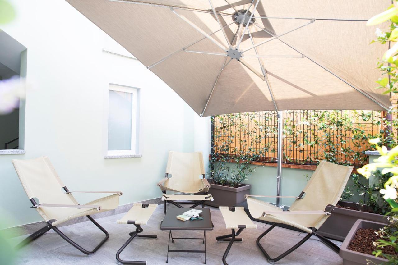 Charming Moment Di Villa Porta - Residenza Porto Vecchio Луино Екстериор снимка